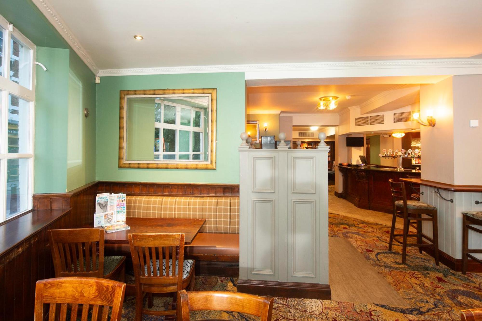 The Shrewsbury Hotel Wetherspoon Esterno foto