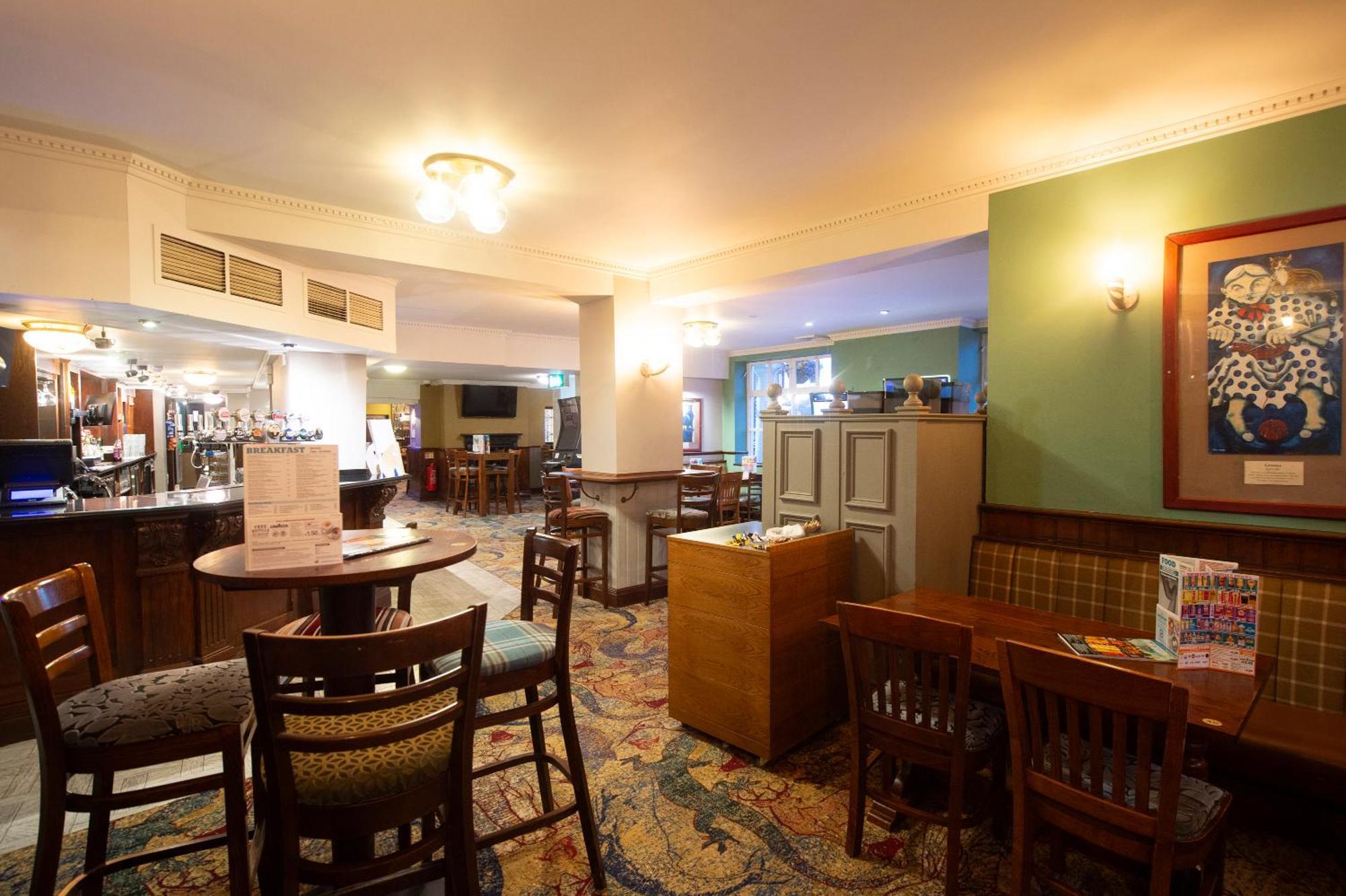 The Shrewsbury Hotel Wetherspoon Esterno foto