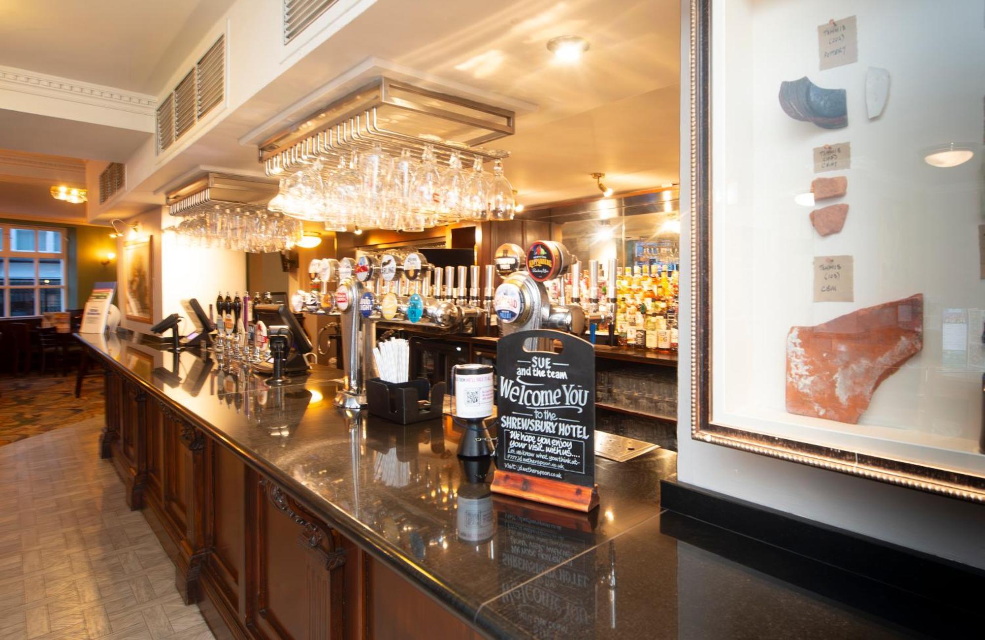 The Shrewsbury Hotel Wetherspoon Esterno foto