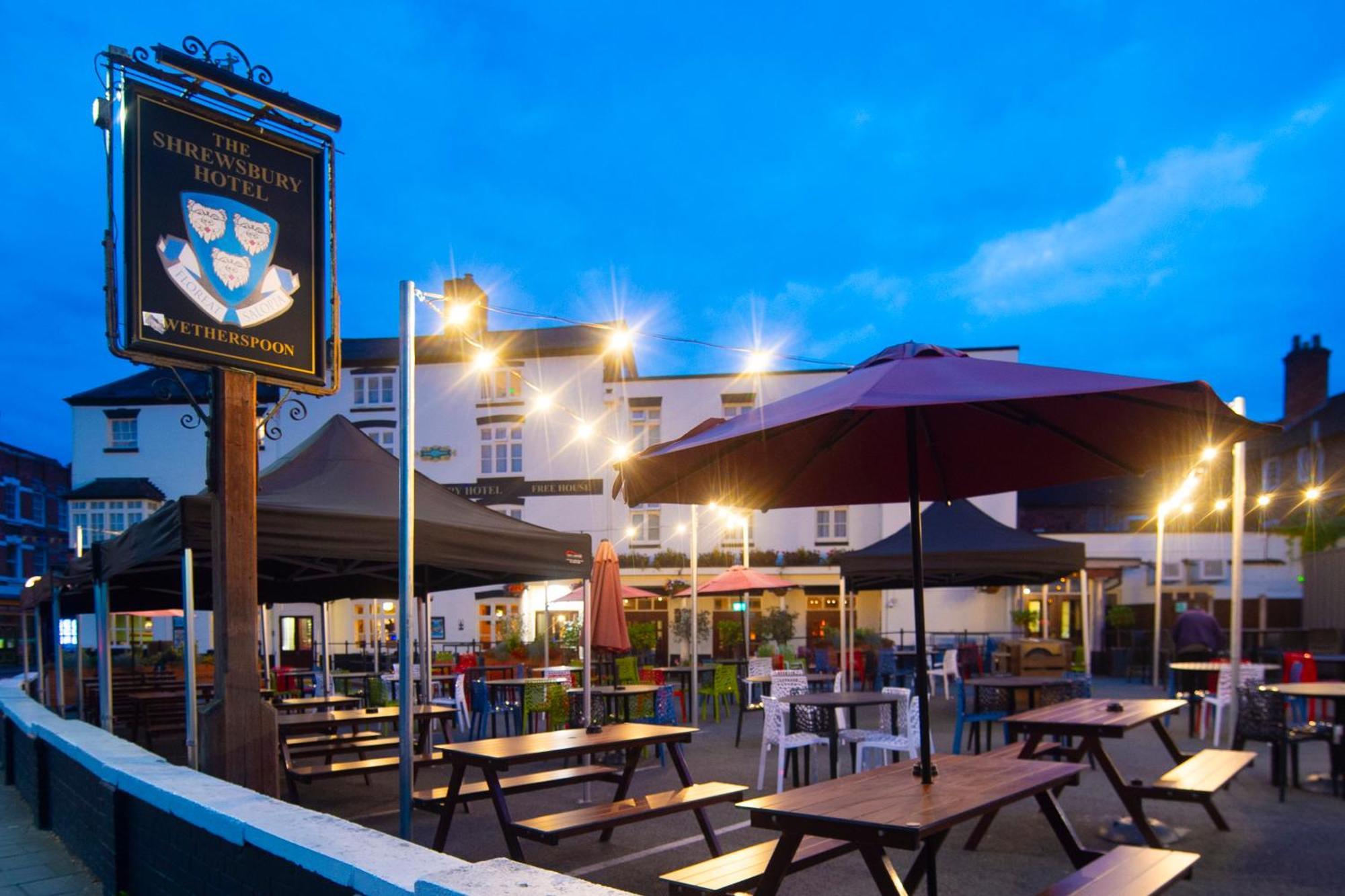 The Shrewsbury Hotel Wetherspoon Esterno foto
