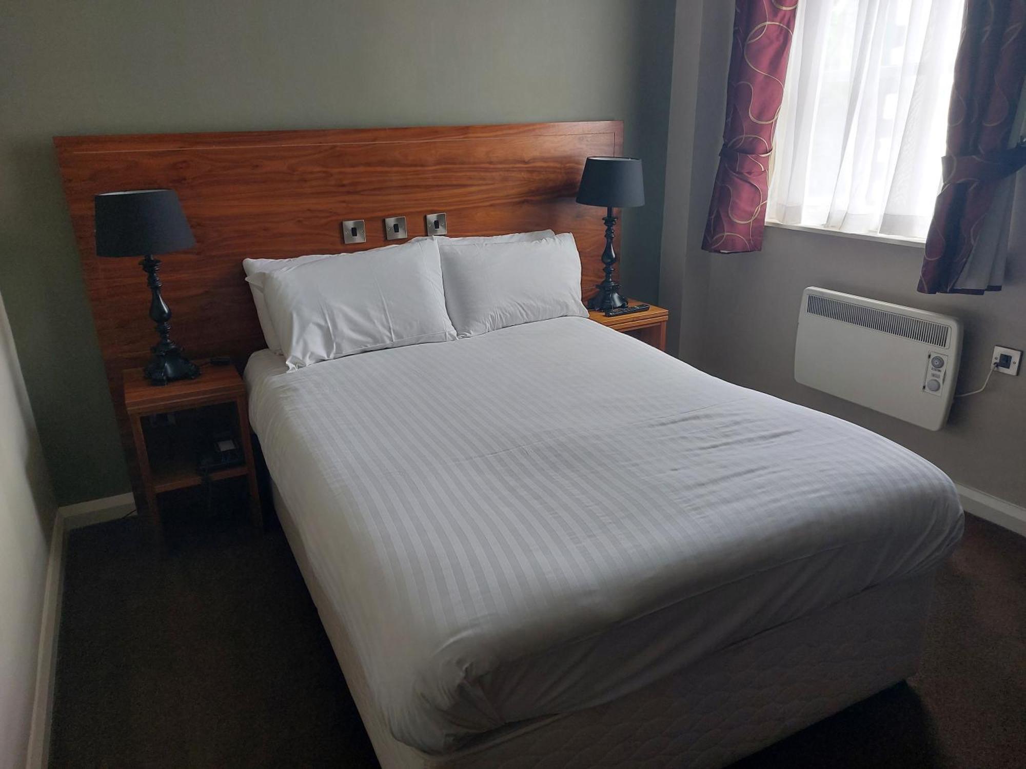 The Shrewsbury Hotel Wetherspoon Esterno foto