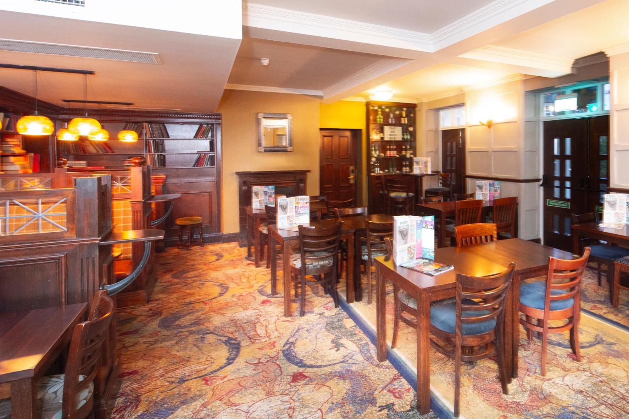 The Shrewsbury Hotel Wetherspoon Esterno foto