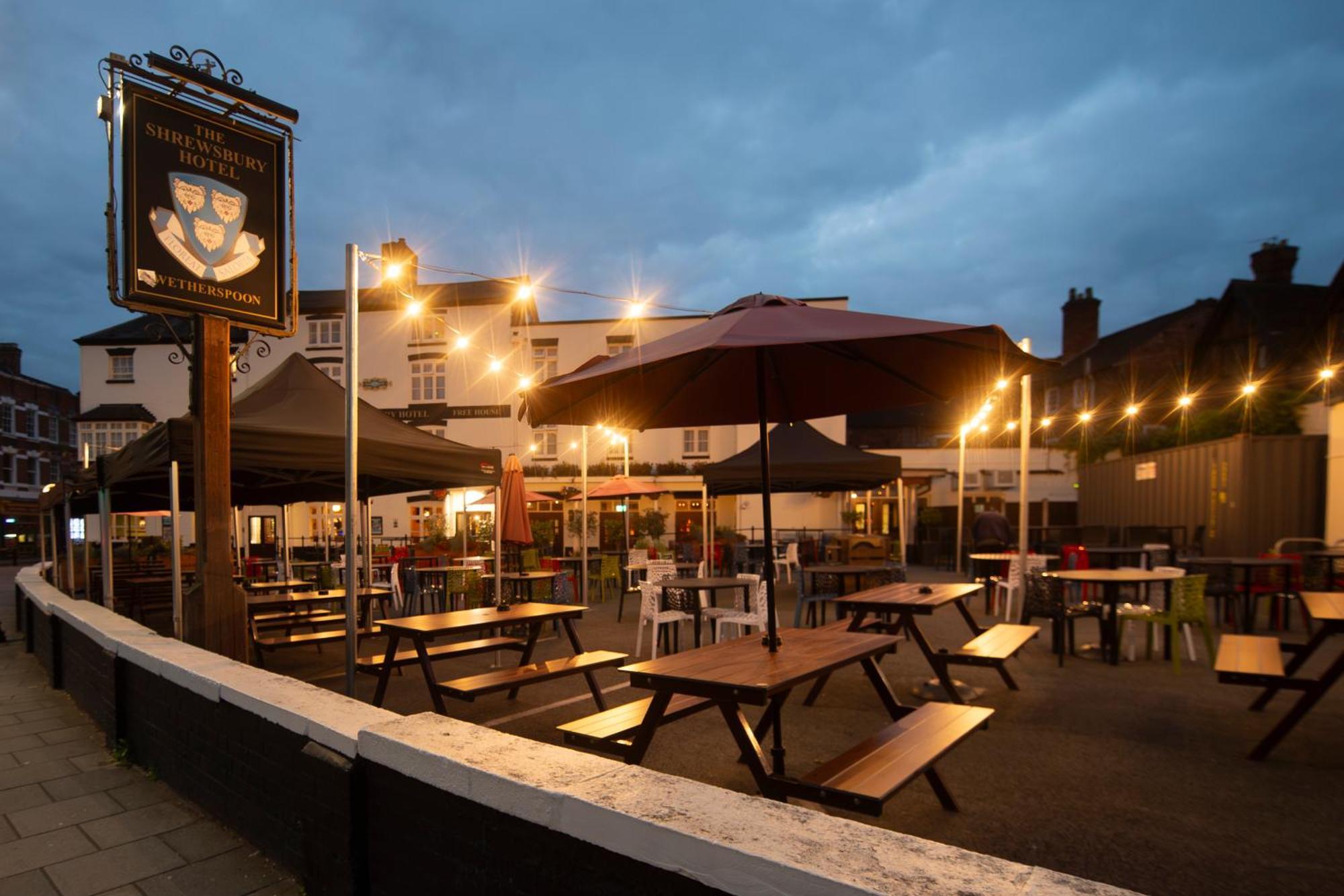 The Shrewsbury Hotel Wetherspoon Esterno foto